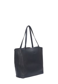 Sac fourre-tout en cuir noir avec une finition texturée, deux anses d'épaule, et un design rectangulaire simple et spacieux. Aucune quincaillerie ou accent visible.