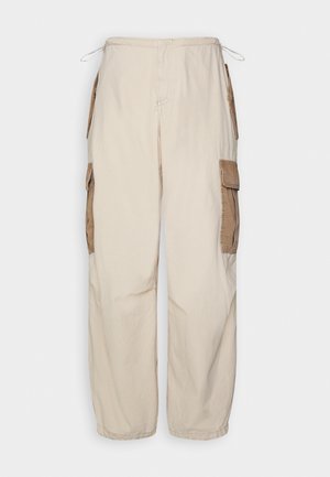 BDG Urban Outfitters CONTRAST - Hlačami s stranskimi žepi - beige