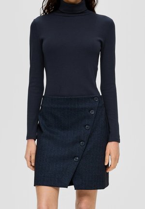 Long sleeved top - dark blue