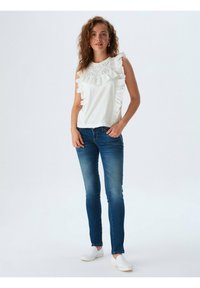 LTB Camiseta 'DONEYE' En Navy | ABOUT YOU