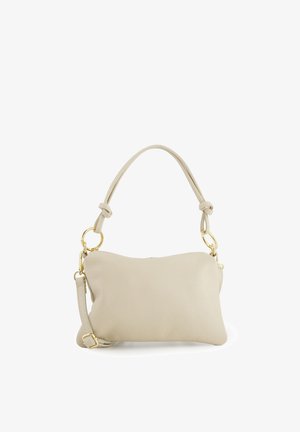 Beige gestructureerde leren handtas met gouden beslag, met een knoophandvat bovenaan en een verstelbare, afneembare schouderriem.