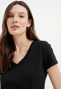 Greenpoint - T-shirt z nadrukiem