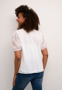 Thumbnail Image 3