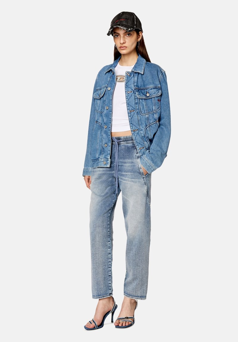 Diesel Relaxed fit jeans blauw Diesel Relaxed fit jeans blauw