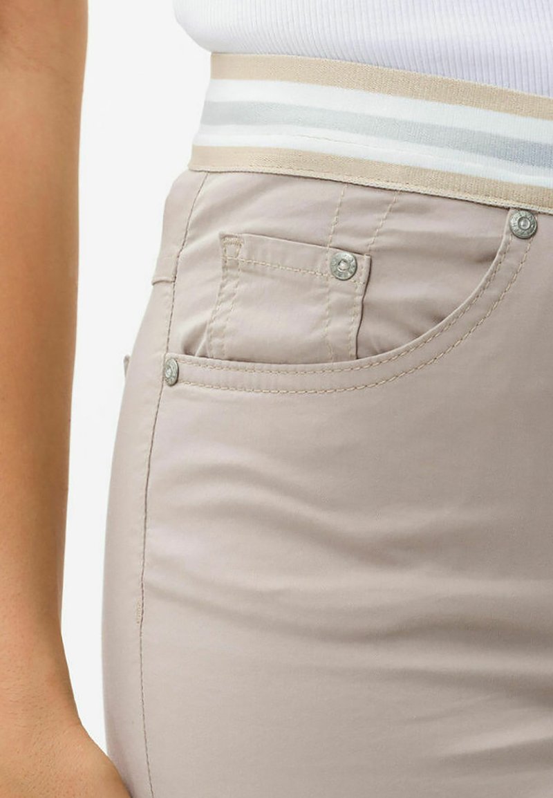 Damen Kleider | BRAX Shorts sand - BQ71285 Damen Kleider | BRAX Shorts sand - BQ71285