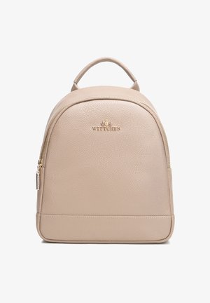 Zaino in pelle beige con texture, manico superiore, cerniera dorata e piccolo logo Wittchen dorato al centro del pannello frontale.