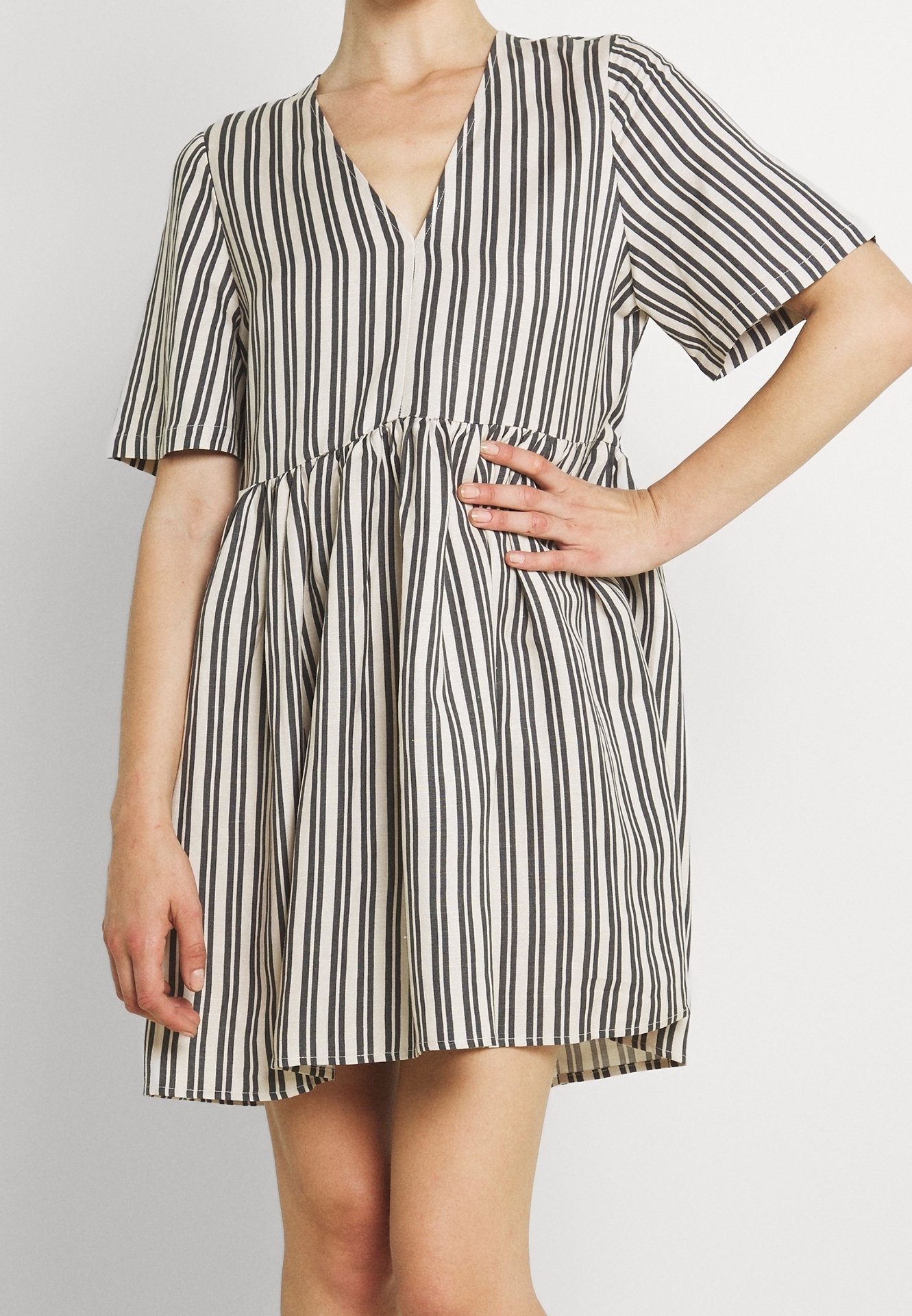 EDITED Vestito casual white/bianco (Second hand)