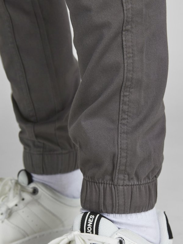 JJIPAUL JJFLAKE - Cargo trousers - asphalt2