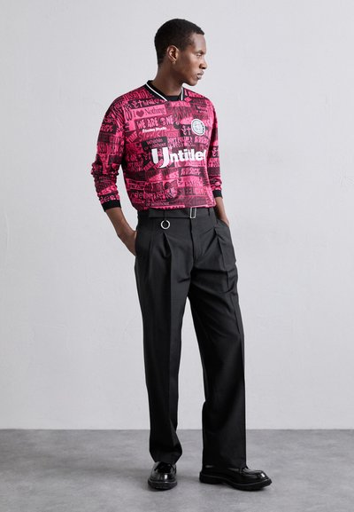 Études SOCCER - T-shirt à manches longues - fuchsia