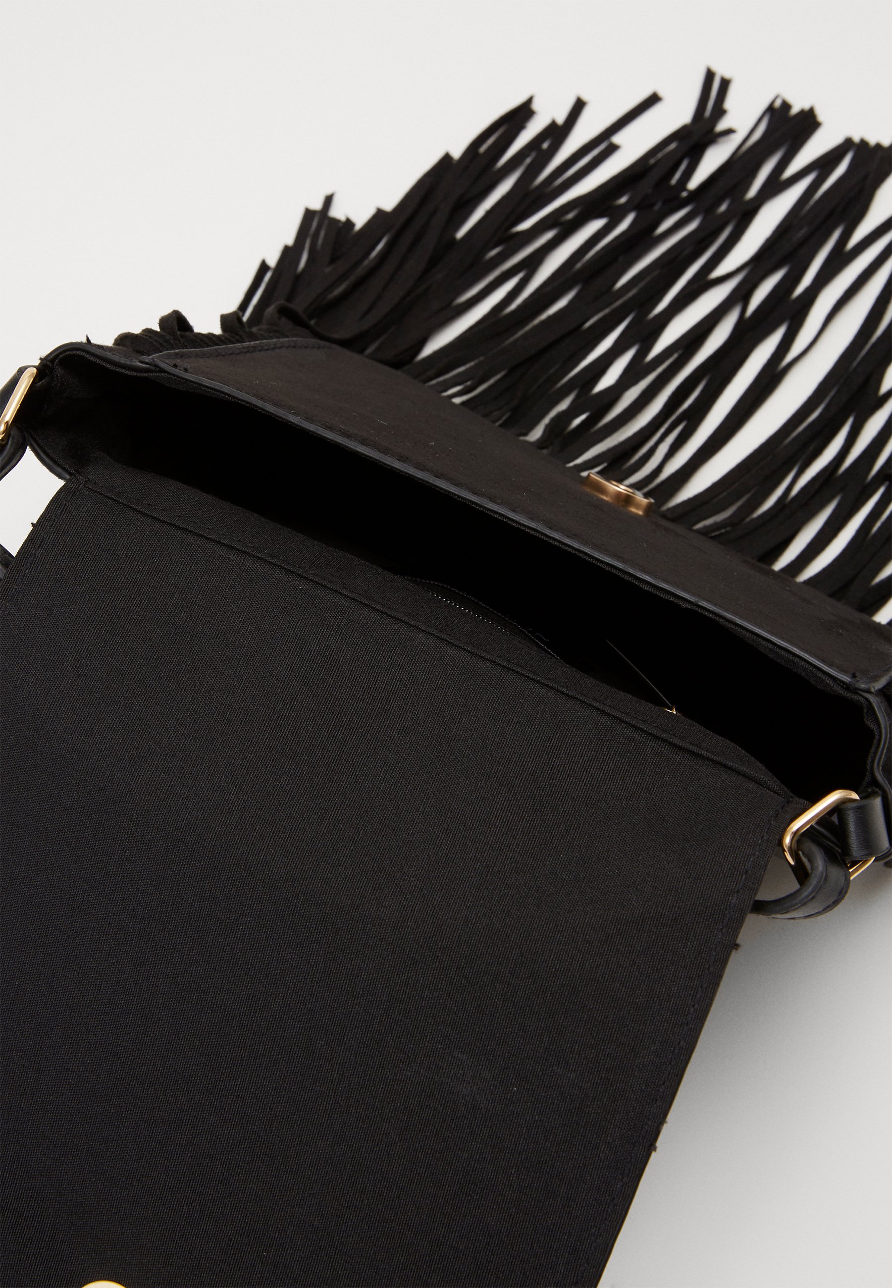 New Look FABLE FRINGED STUD X BODY Skulderveske black New Look FABLE FRINGED STUD X BODY Skulderveske black