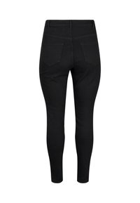 Čierne džínsy skinny s vysokým pásom, obsahujúce dve zadné vrecká, hladkú textúru a slim fit design.