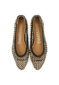 Mocasines trenzados en negro y beige, con punta redonda, parte superior texturizada y suave forro interior con un prominente logo de GIOSEPPO.