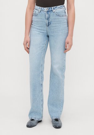 Vero Moda Tall STRAIGHT JEANS  - Straight leg jeans - light blue denim