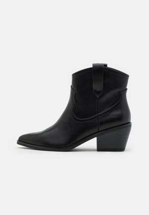 Ankle boots - black