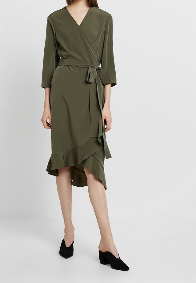 Sisley Day dress - khaki - (Pre-owned) - Zalando.ie