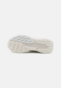 Nike Performance REACTX PEGASUS 5 - Chaussures de running - summit white/sail/light orewood brown