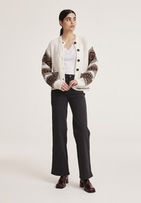 Odd Molly Strickjacke - light chalk