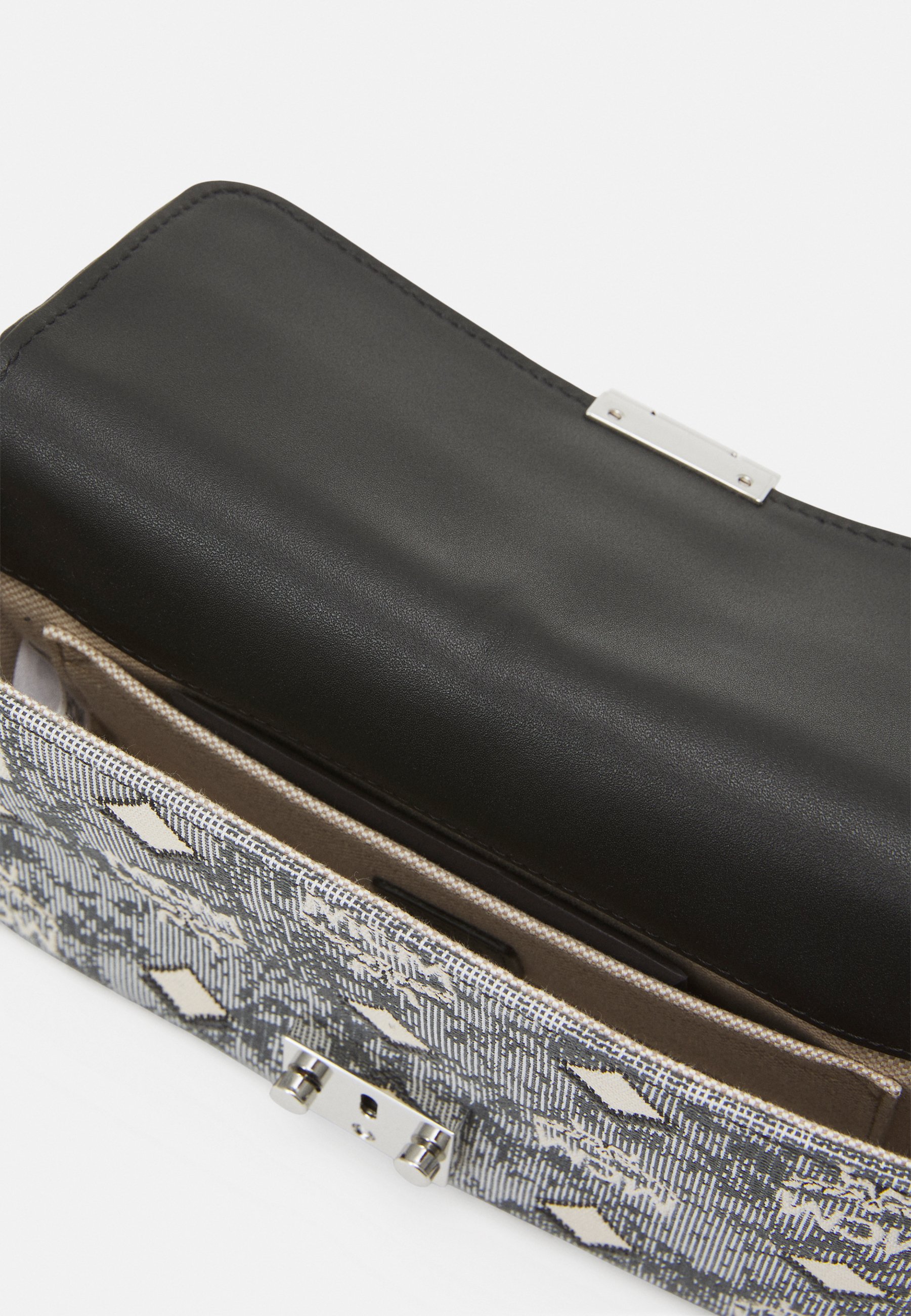 mcm crossbody vintage