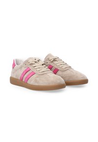 Beige suede shoes with pink leather accents, featuring three pink stripes on the sides, round toe, and a brown rubber sole.