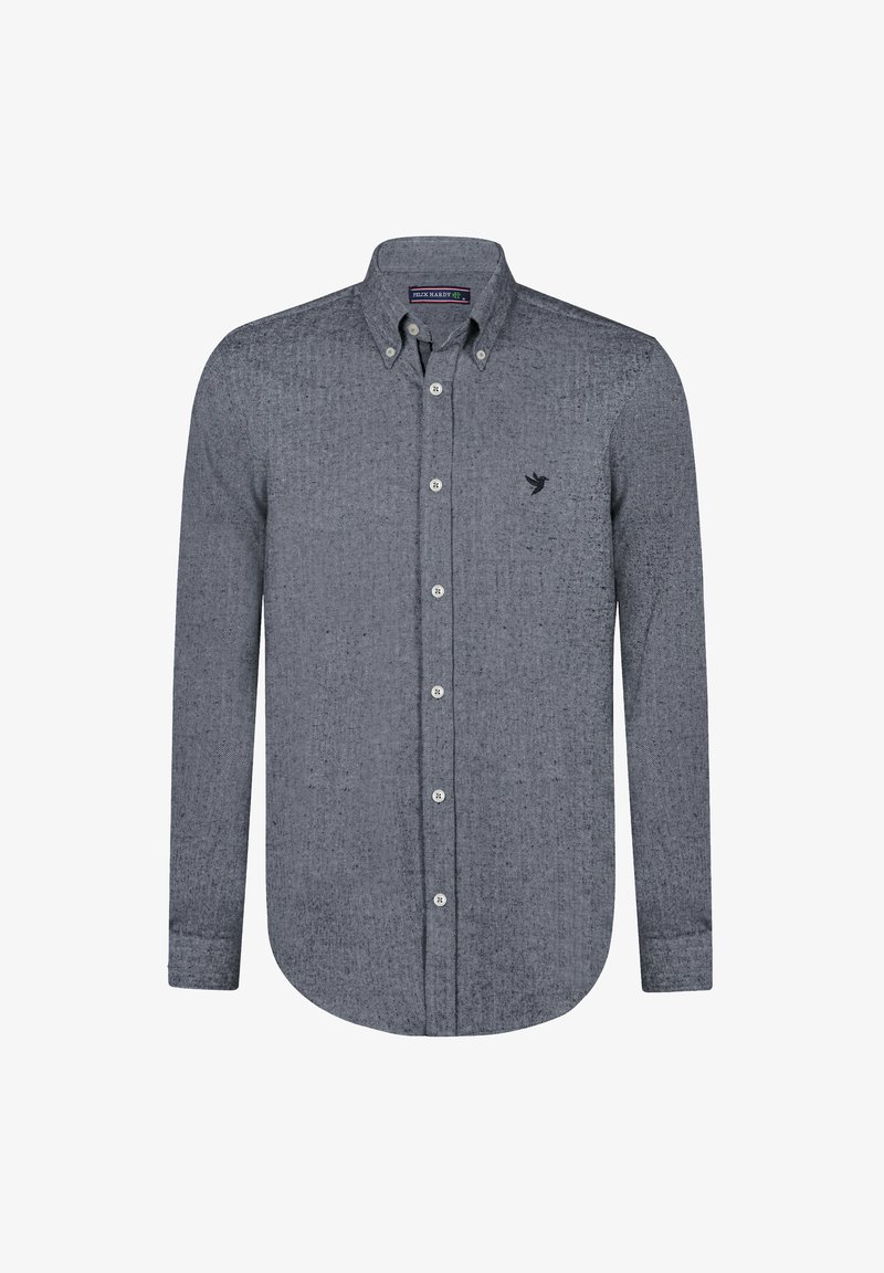 Camisa de manga larga abotonada en gris oscuro con un patrón texturizado, que presenta un cuello, un logo en el pecho y botones blancos. Ajuste entallado.