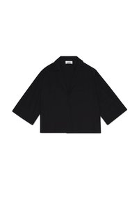 Blazer negro recortado con mangas amplias de tres cuartos y cuello con solapa con muesca, extendido sobre un fondo blanco.