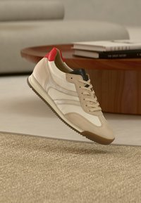 Δεν επιλέχθηκε, beige/fire