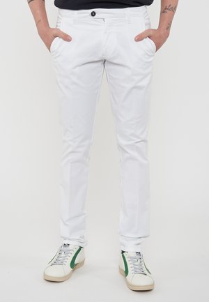 NEW ROLF - Chino - white