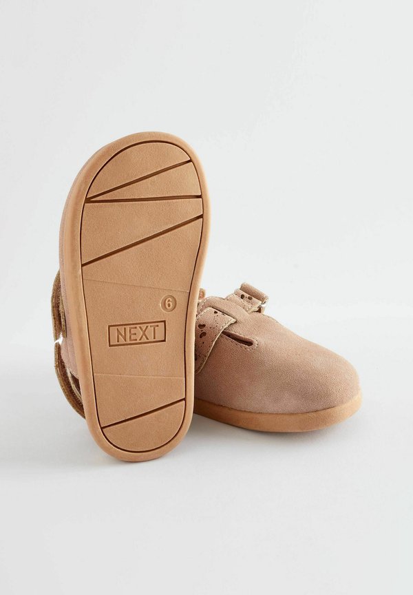 REGULAR FIT – Lauflernschuh