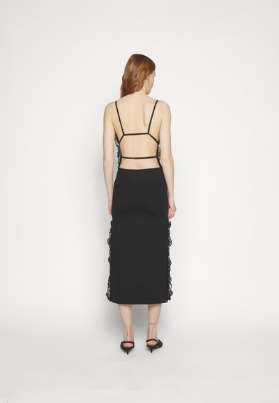 Vaillant BARE BACK DRESS WITH LACE DETAIL - Cocktail φόρεμα / Φόρεμα για πάρτι - black sheath