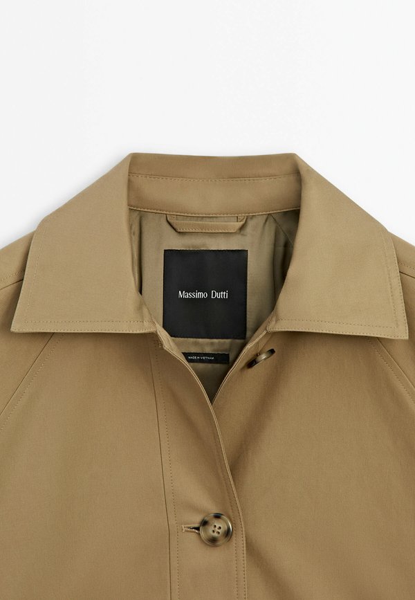POCKETS - Light jacket - camel2