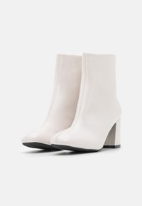 Anna Field Botines - white
