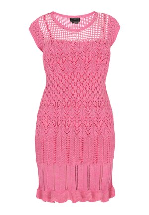 Rochie roz tricotată fără mâneci, cu modele ajurate, decolteu rotund și tiv cu volane.