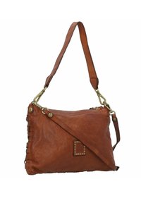 Borsa a spalla in pelle marrone con finitura testurizzata, hardware dorato, una tracolla rimovibile e dettagli in borchie decorative sulla parte anteriore.