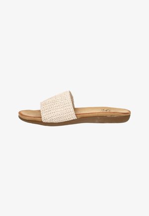 Beige instapsandaal met een brede geweven band, gevoerd voetbed en een bruine rubberen zool, ontworpen voor casual gebruik.