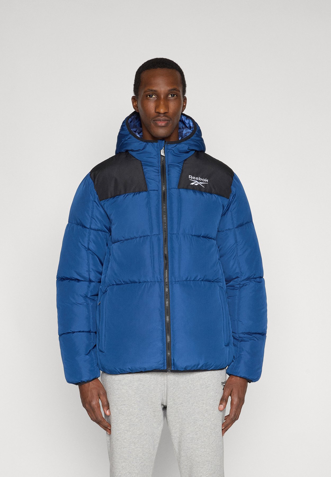 REVERSIBLE PUFFER