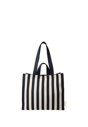 Fekete-fehér, függőleges csíkos válltáska két hosszú vállpánttal és két rövidebb kézi pánttal, fehér háttér előtt.