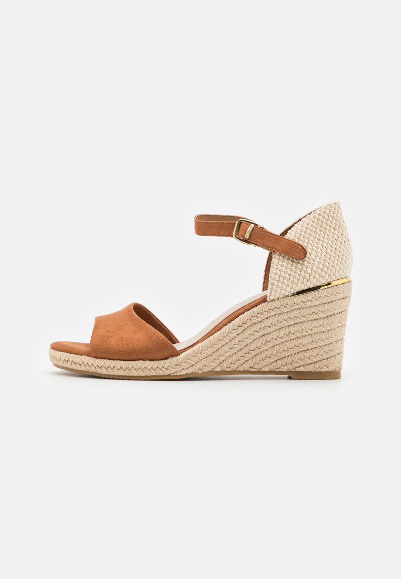 Tamaris Espadrillid - cognac