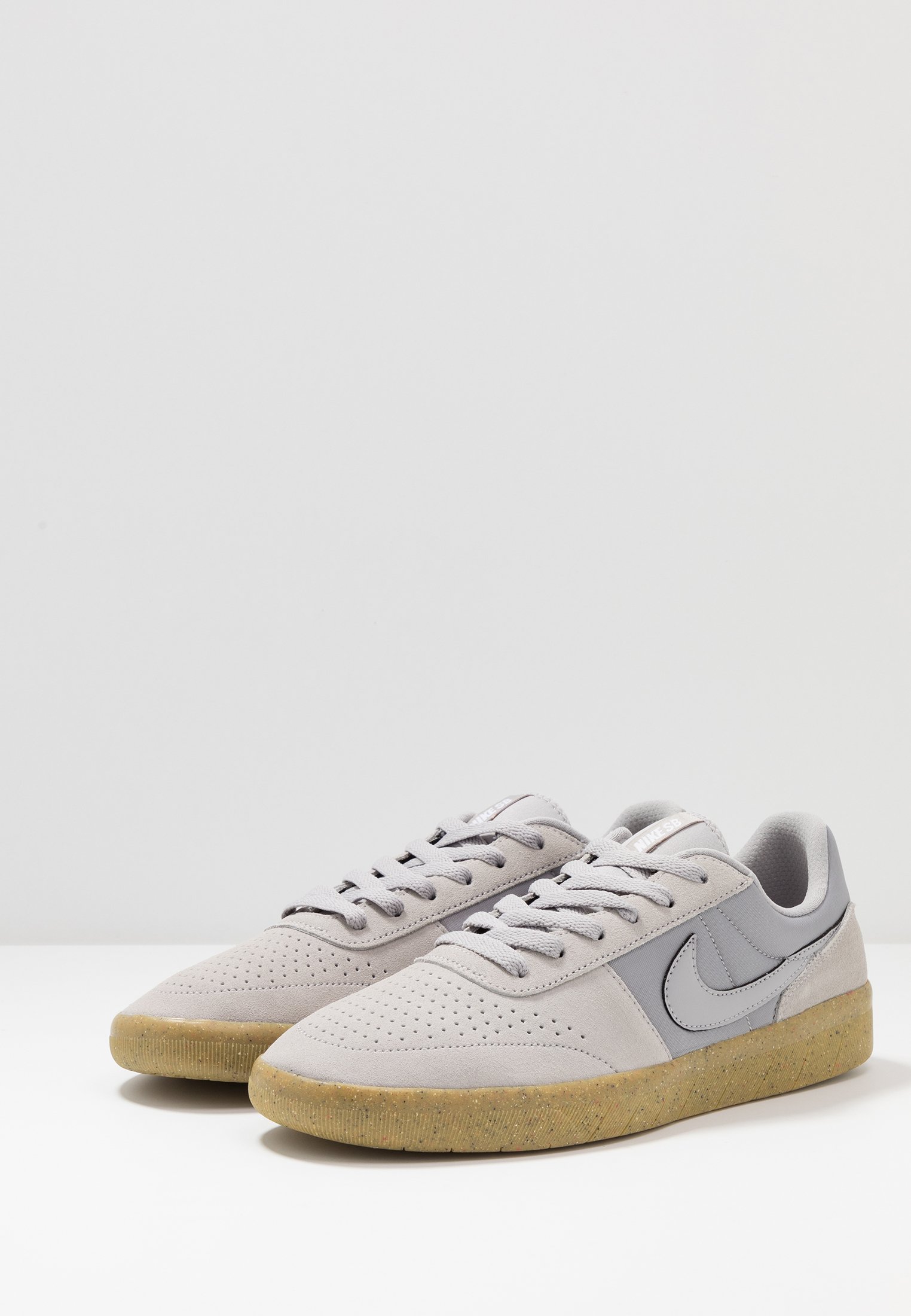 Nike sb team classic atmosphere grey Clearance