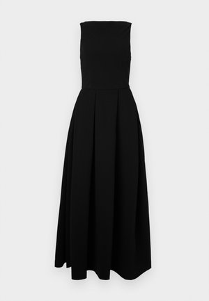 Vestido largo negro sin mangas con una silueta en A, que presenta un corsé ajustado, una falda plisada y una textura de tela suave.