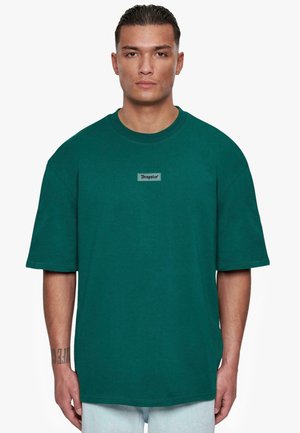 HEAVY FRONT PATCH - Basic T-shirt - green