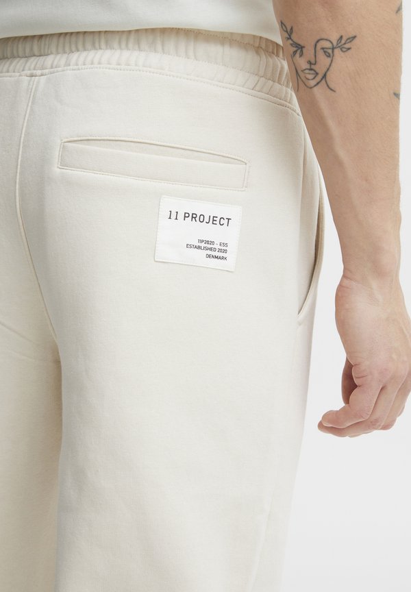 PRANDRIN REGULAR FIT - Tracksuit bottoms - oatmeal3
