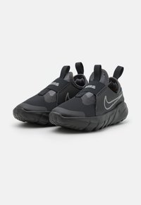 Nike Performance FLEX RUNNER 2 UNISEX - Road running shoes - black/flat pewter/anthracite/photo blue