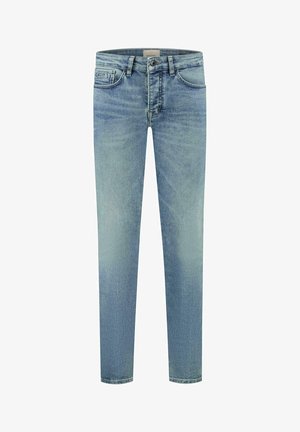 Jean en denim bleu clair avec une coupe droite, design à cinq poches et léger délavage. Dispose d'une fermeture à bouton et de passants de ceinture à la taille.