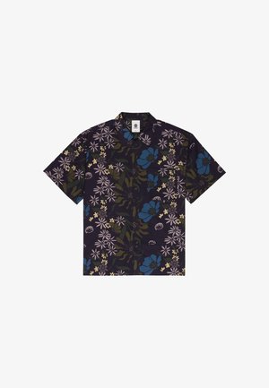Koszula na krótki rękaw z guziczkami, ciemne tło z kwiatowym wzorem w kolorach niebieskim, fioletowym, oliwkowej zieleni i kremowym.