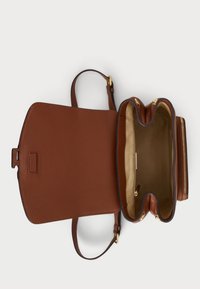 Lauren Ralph Lauren PEBBLED LEATHER MEDIUM CAMERYN BACKPACK - Rucsac - brown