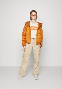 Levi's® THE PERFECT TEE - T-shirt estampada - light yellow