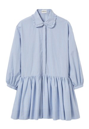 Robe chemise à carreaux bleus et blancs avec un col volanté, des manches bouffantes et une jupe froncée à partir de la taille. Tissu en coton.