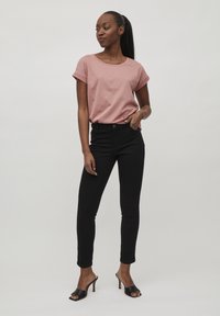 VILA VIDREAMERS NEW NOOS - T-shirt Basique