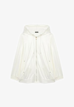 Hvid langærmet jakke med lynlås, hætte og snore samt to forlommer med knappelukning.