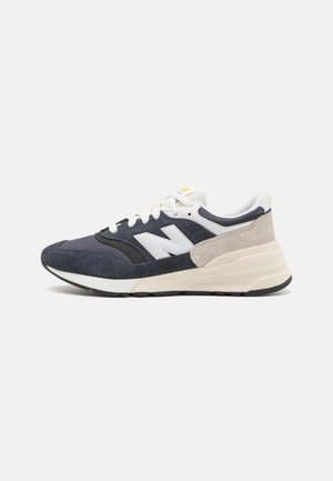 U997R UNISEX - Trainers - phantom magnet